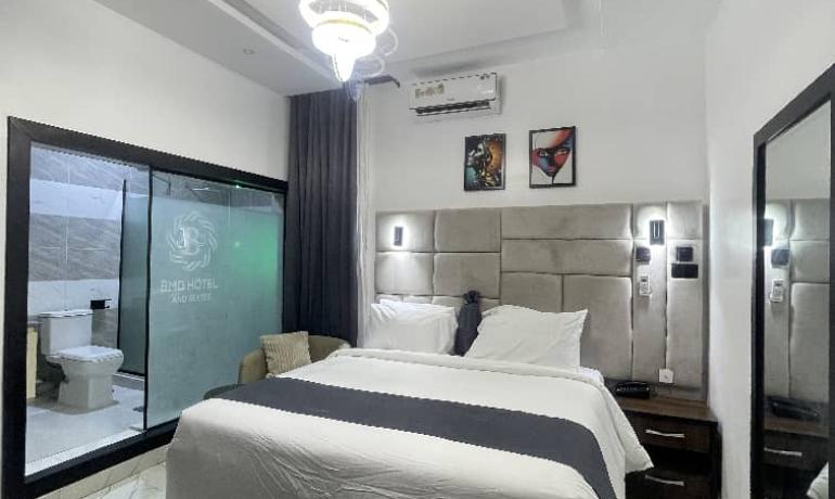 Room 307 Suite