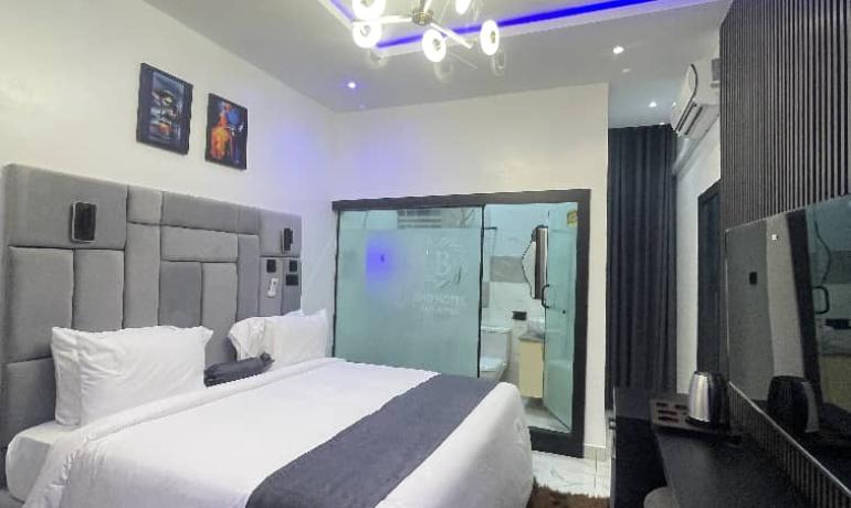 Room 301 Executive Deluxe