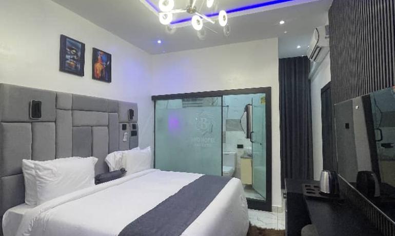 Room 308 Executive Deluxe