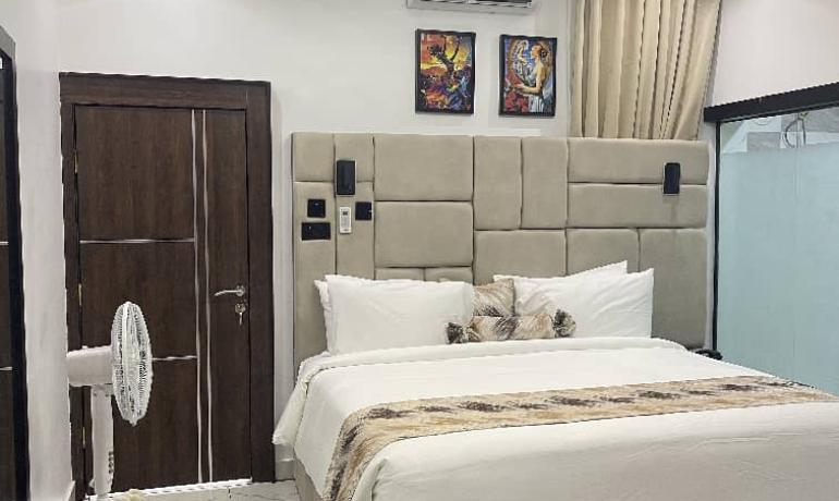 Room 204 Standard Deluxe